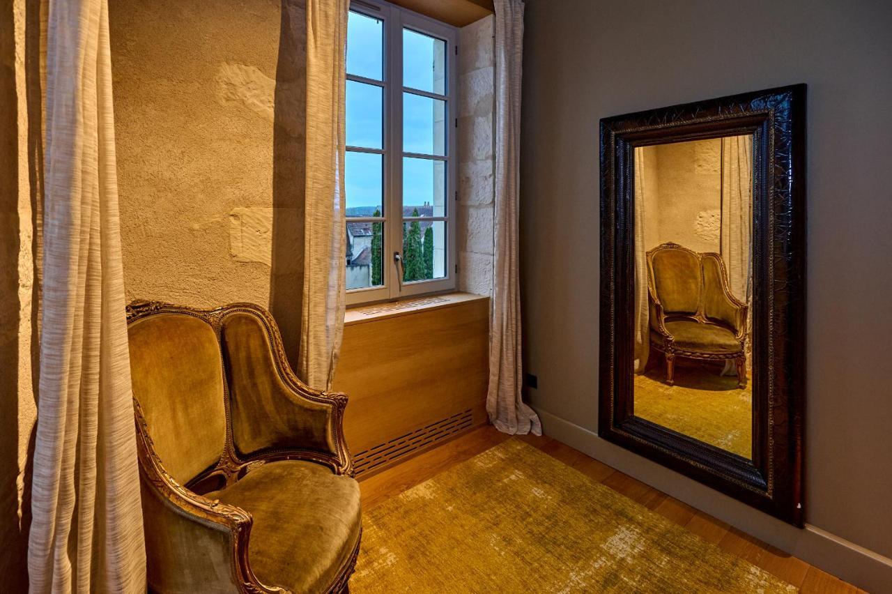 La Chapelle, Les Suites Du Palais, L'Unique 5 Etoiles De Nevers, Suite D'Exception, By Primo C0Nciergerie ภายนอก รูปภาพ