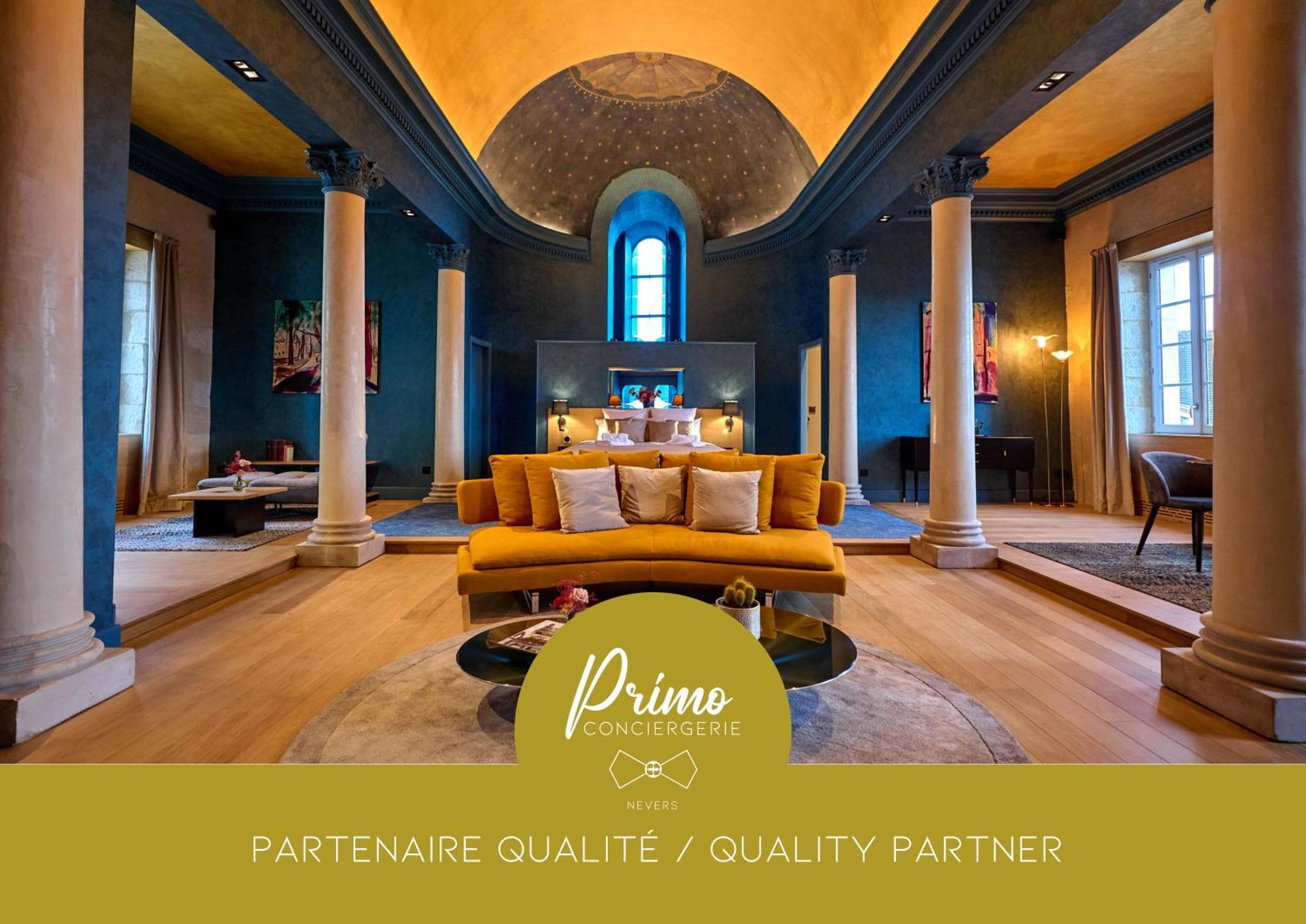 La Chapelle, Les Suites Du Palais, L'Unique 5 Etoiles De Nevers, Suite D'Exception, By Primo C0Nciergerie ภายนอก รูปภาพ